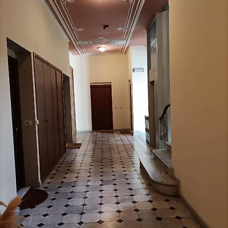Dans Classée Avec Piscine Appartamento